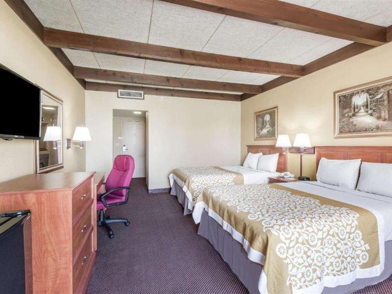 Days Inn By Wyndham Niles Extérieur photo