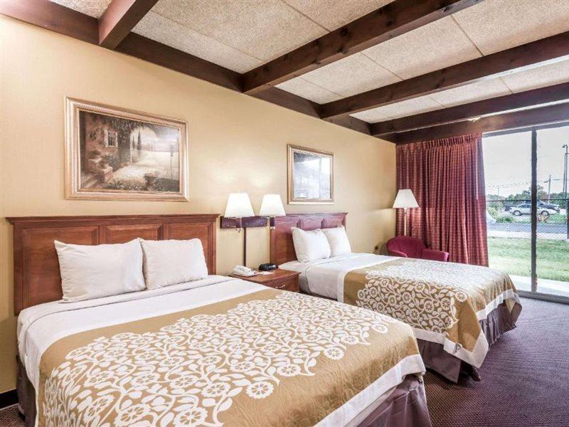 Days Inn By Wyndham Niles Extérieur photo