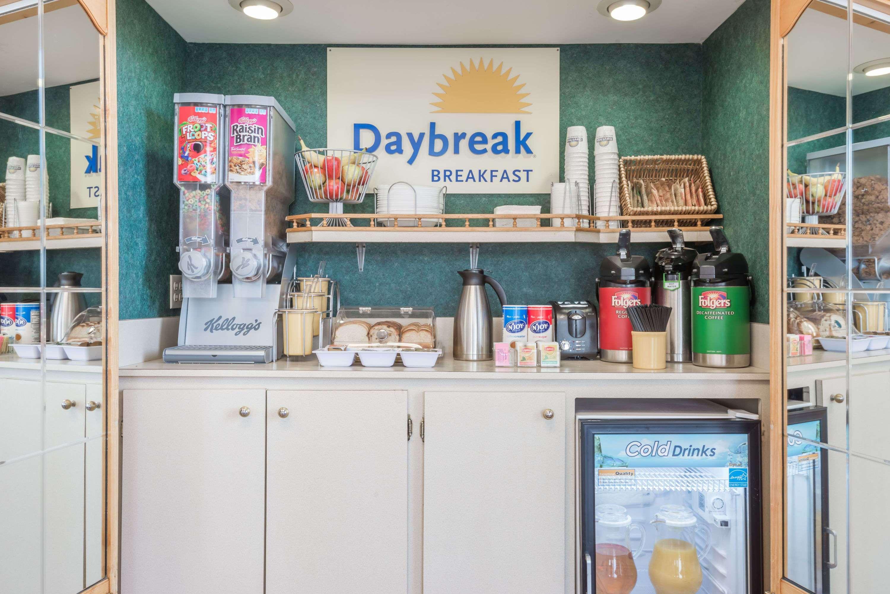 Days Inn By Wyndham Niles Extérieur photo