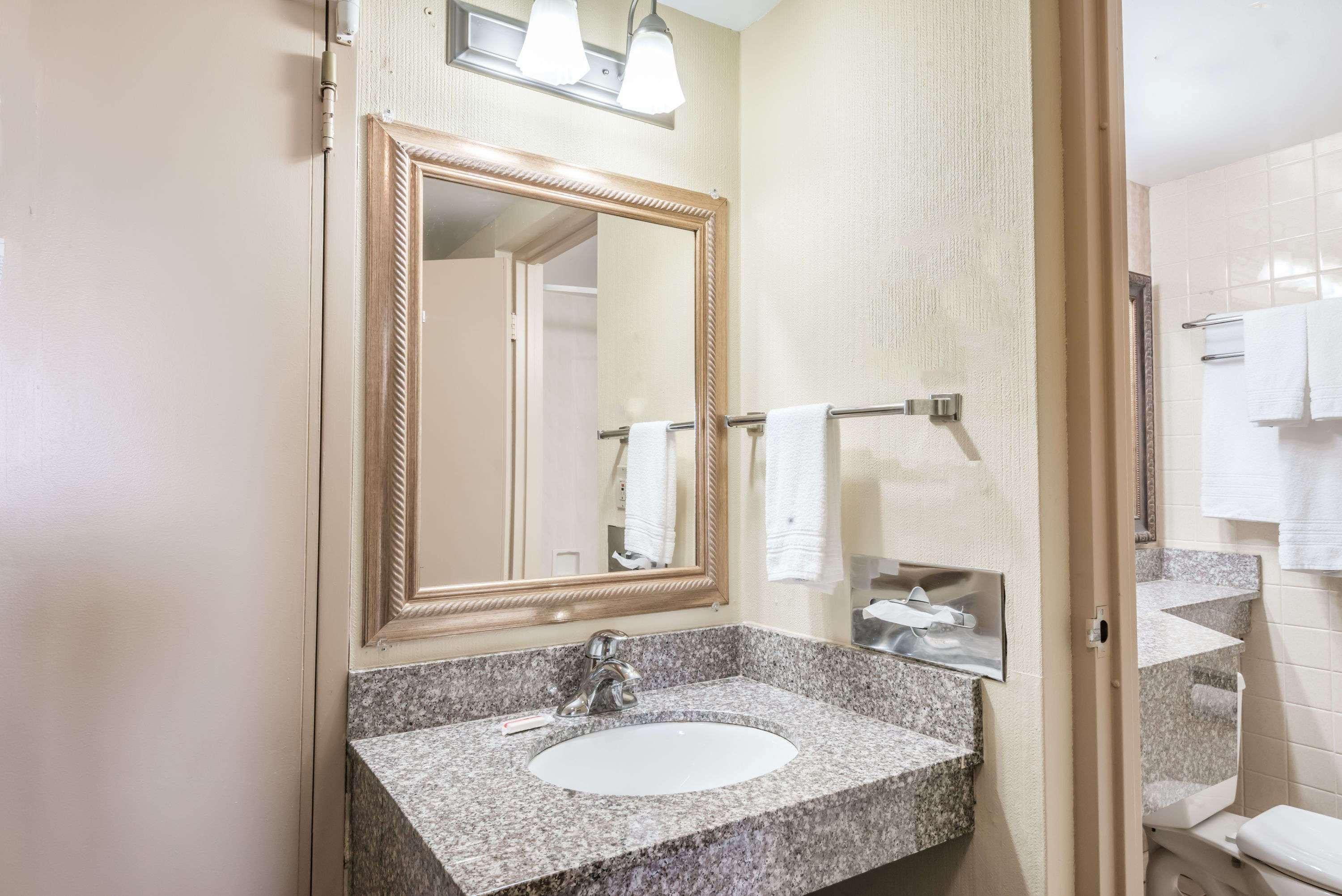 Days Inn By Wyndham Niles Extérieur photo